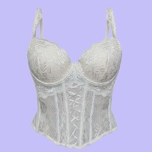 1990s Vintage Elegant White Lace Corset